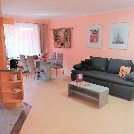 Top Ferienwohnung Mit Tiefgaragenstellplatz, Auch Fuer Laengere Aufenthalte Sasbachwalden Luaran gambar